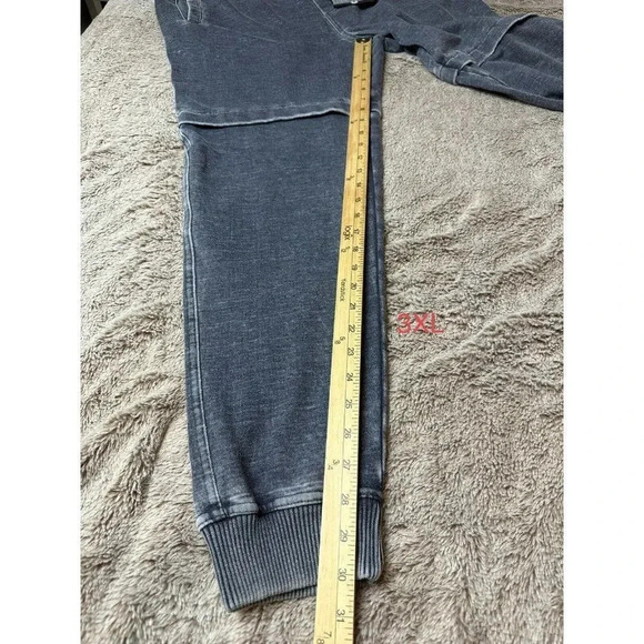 TWENTY TWO OZ (22 OZ) MEN'S Joggers - Picture 13 of 16